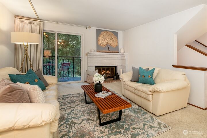 Property Photo:  716 N. 161st Place 9  WA 98133 