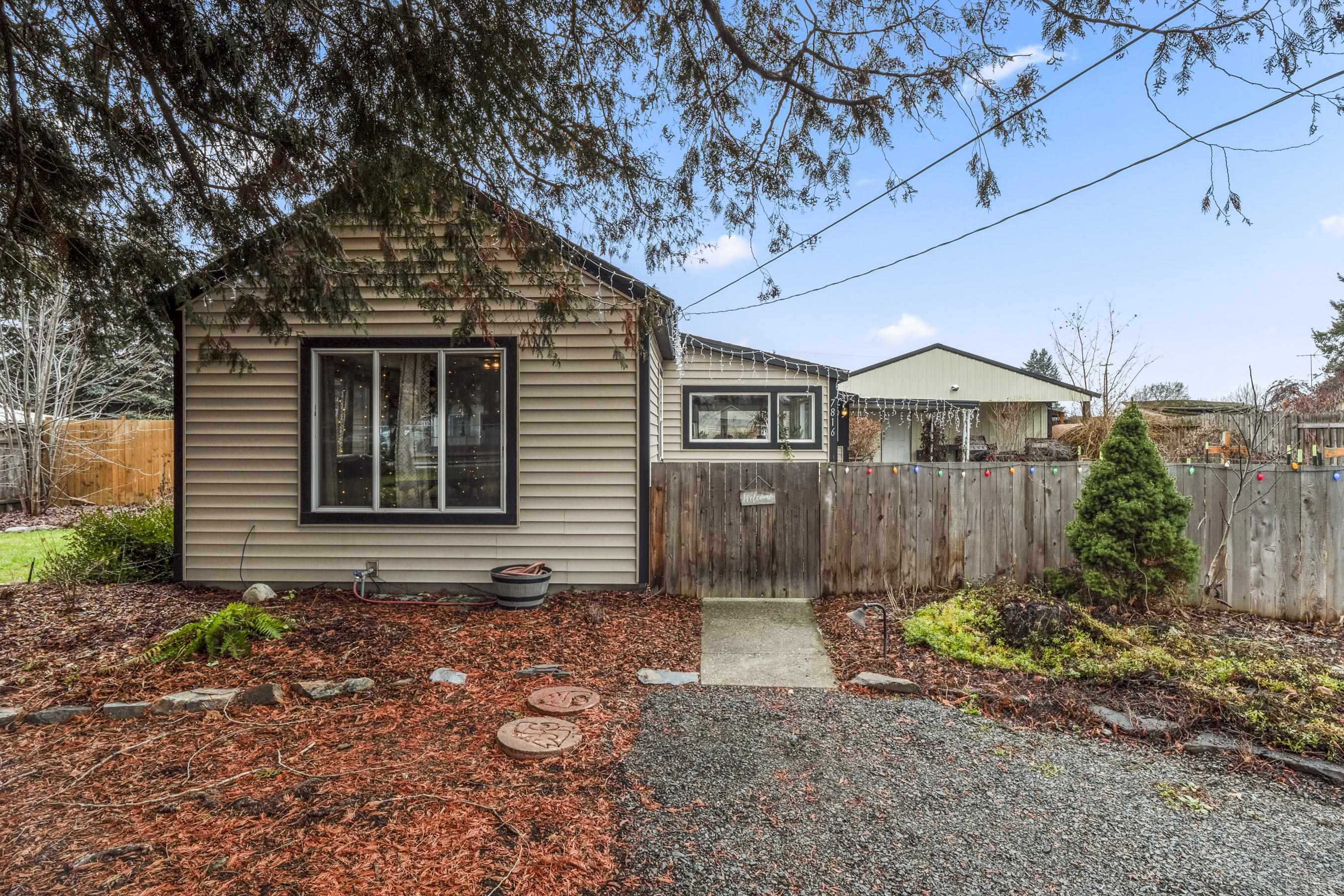 Property Photo:  7816 E Euclid Ave  WA 99212 