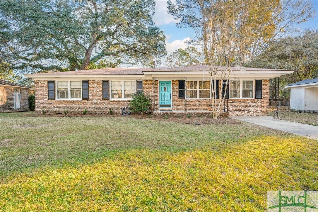 Property Photo: 116 Paradise Drive GA 31406