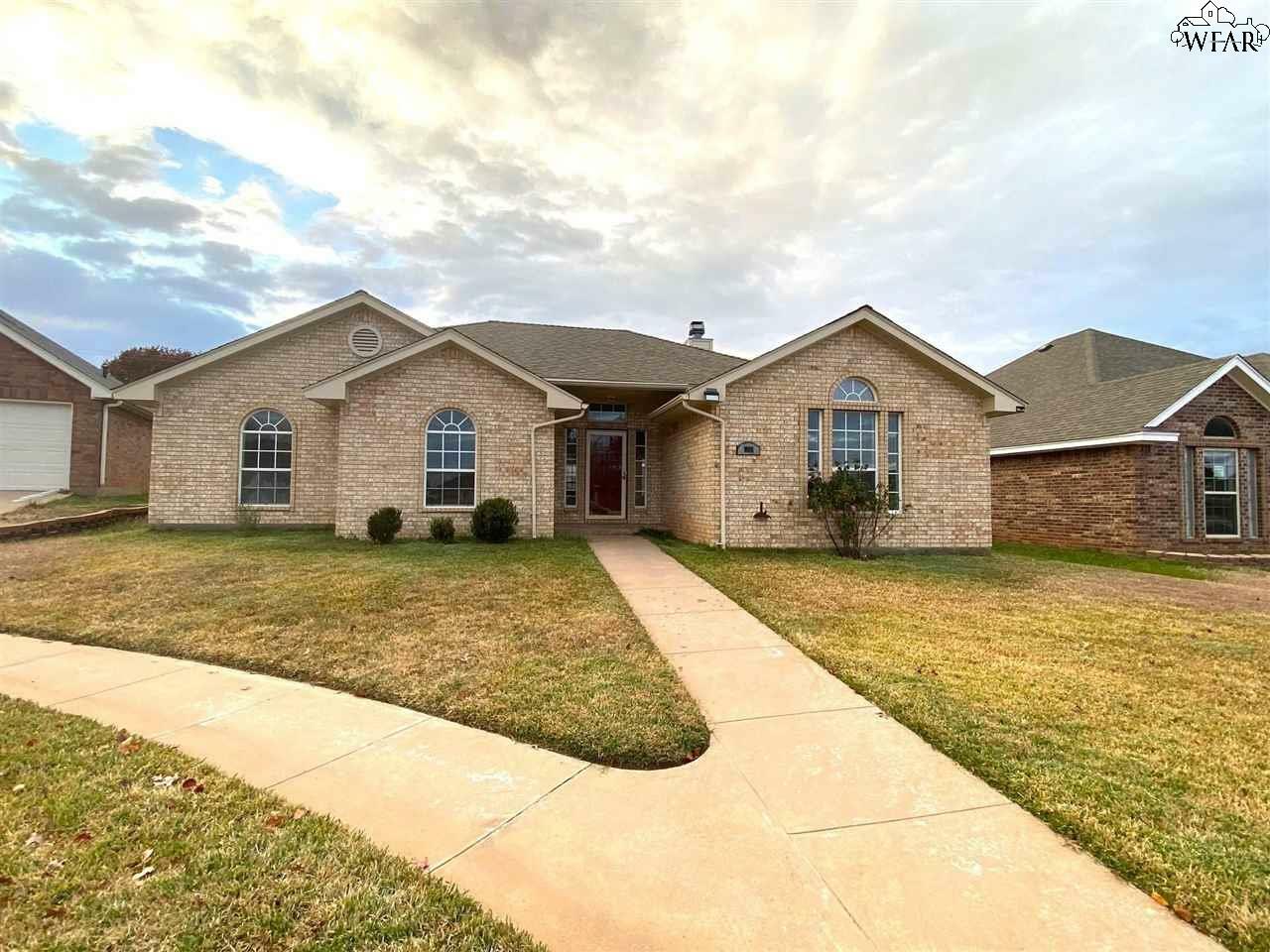 Property Photo:  5311 Northview Drive  TX 76306 