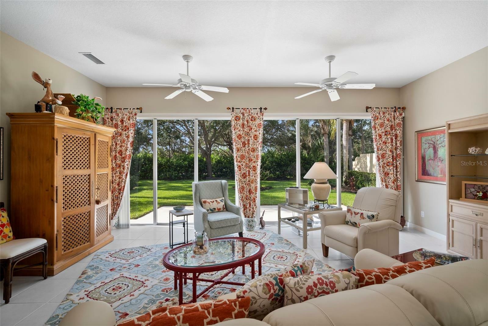 Property Photo:  5821 Ferrara Drive  FL 34238 