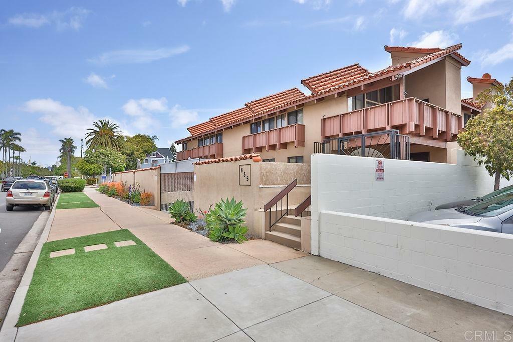 Property Photo:  835 D Ave  CA 92118 