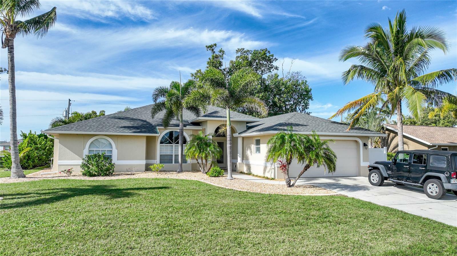 Property Photo:  25307 Estrada Circle  FL 33955 