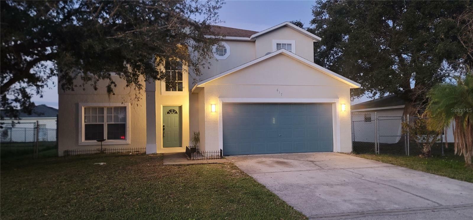 Property Photo:  617 Heraldo Court  FL 34758 