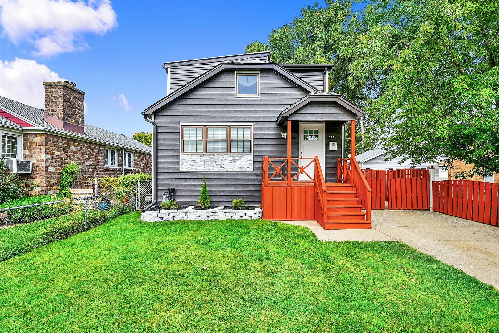 Property Photo:  3414 W 116th Place  IL 60655 