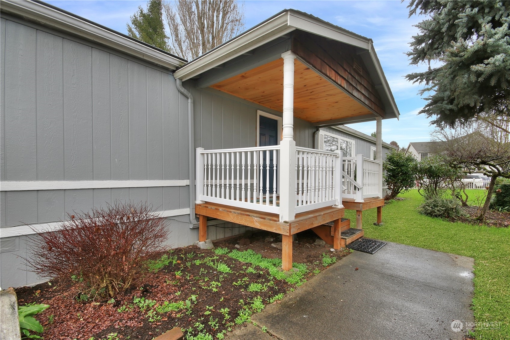 Property Photo:  251 Stanley Avenue  WA 98001 