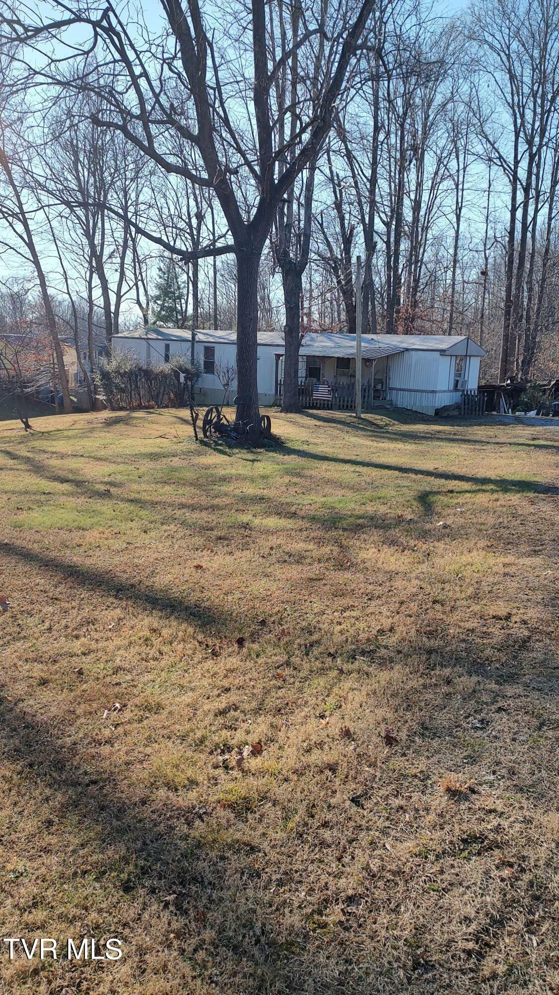 Property Photo:  178 Woodland Circle  TN 37659 