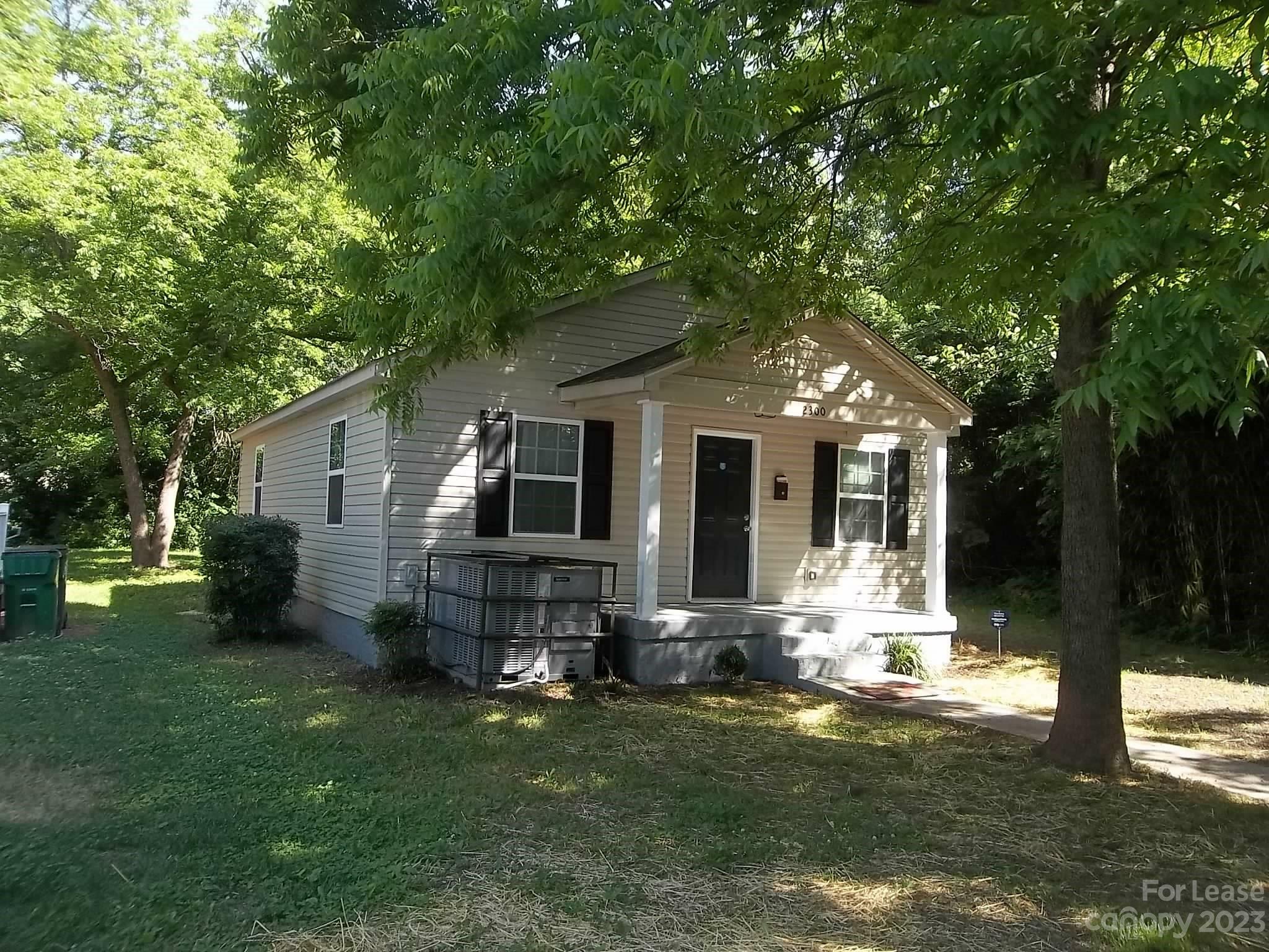 Property Photo: 2300 Rachel Street NC 28206