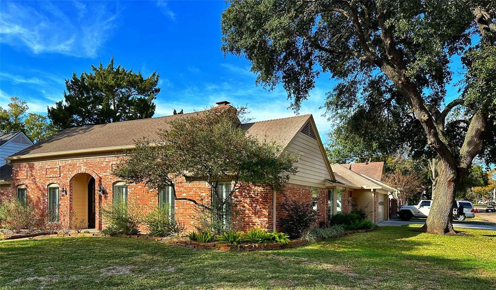 Property Photo:  14702 River Forest Drive  TX 77079 