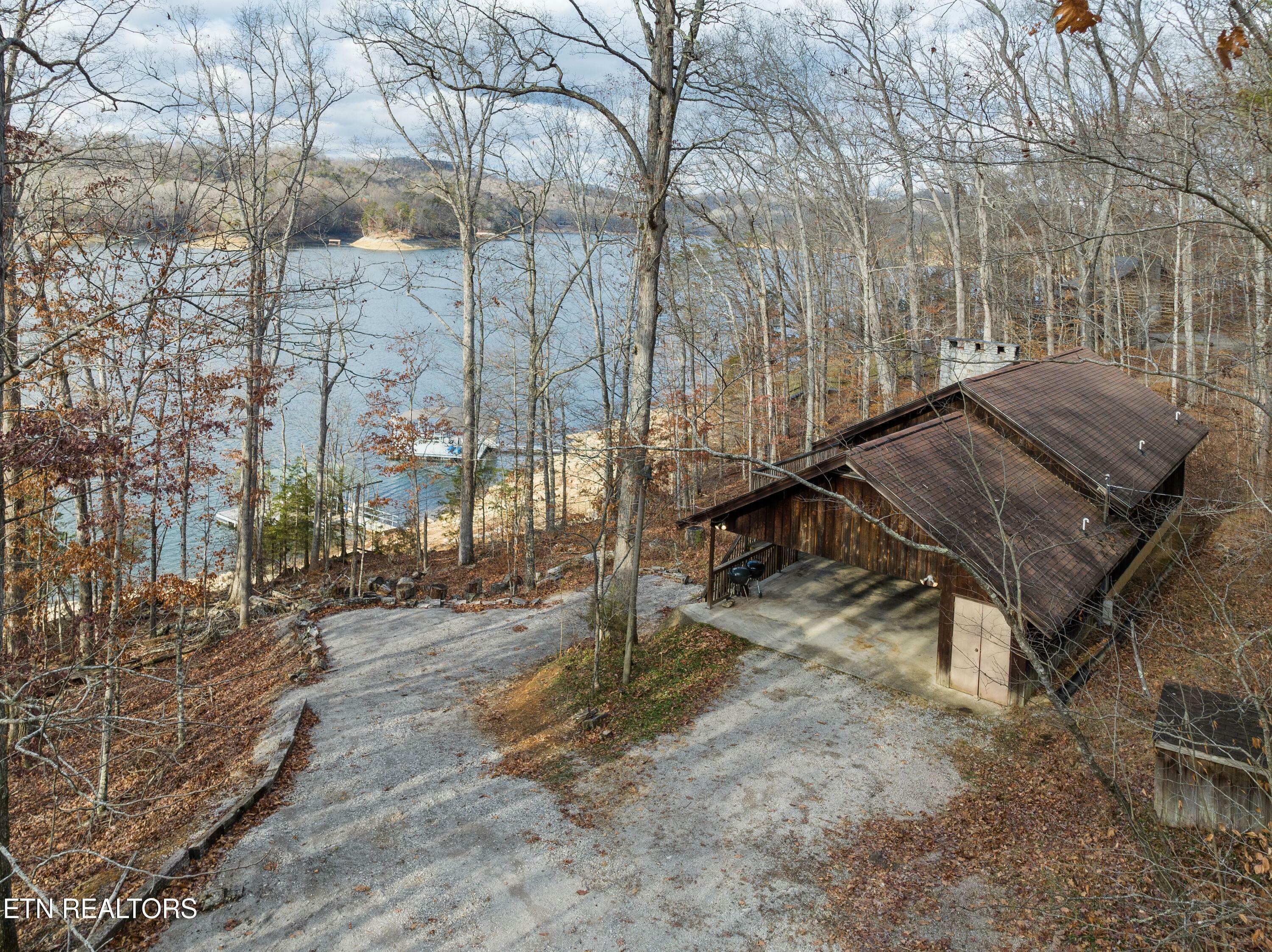 Property Photo:  299 Cane Seed Hollow Rd  TN 37807 