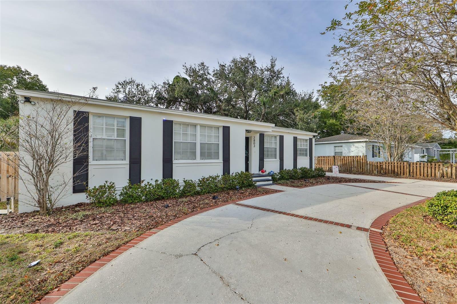 Property Photo:  2803 S Manhattan Avenue  FL 33629 