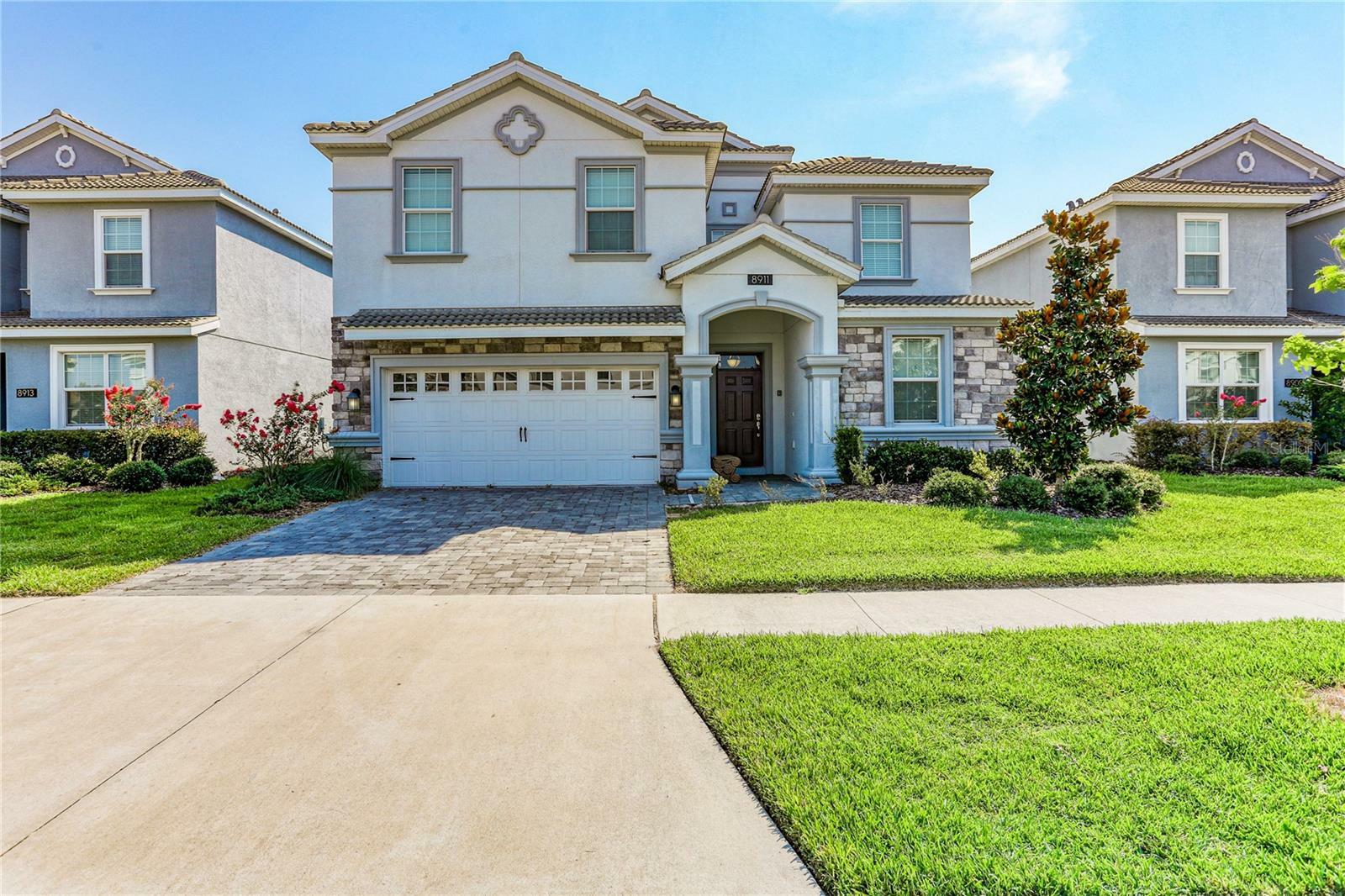 Property Photo:  8911 Stinger Drive  FL 33896 