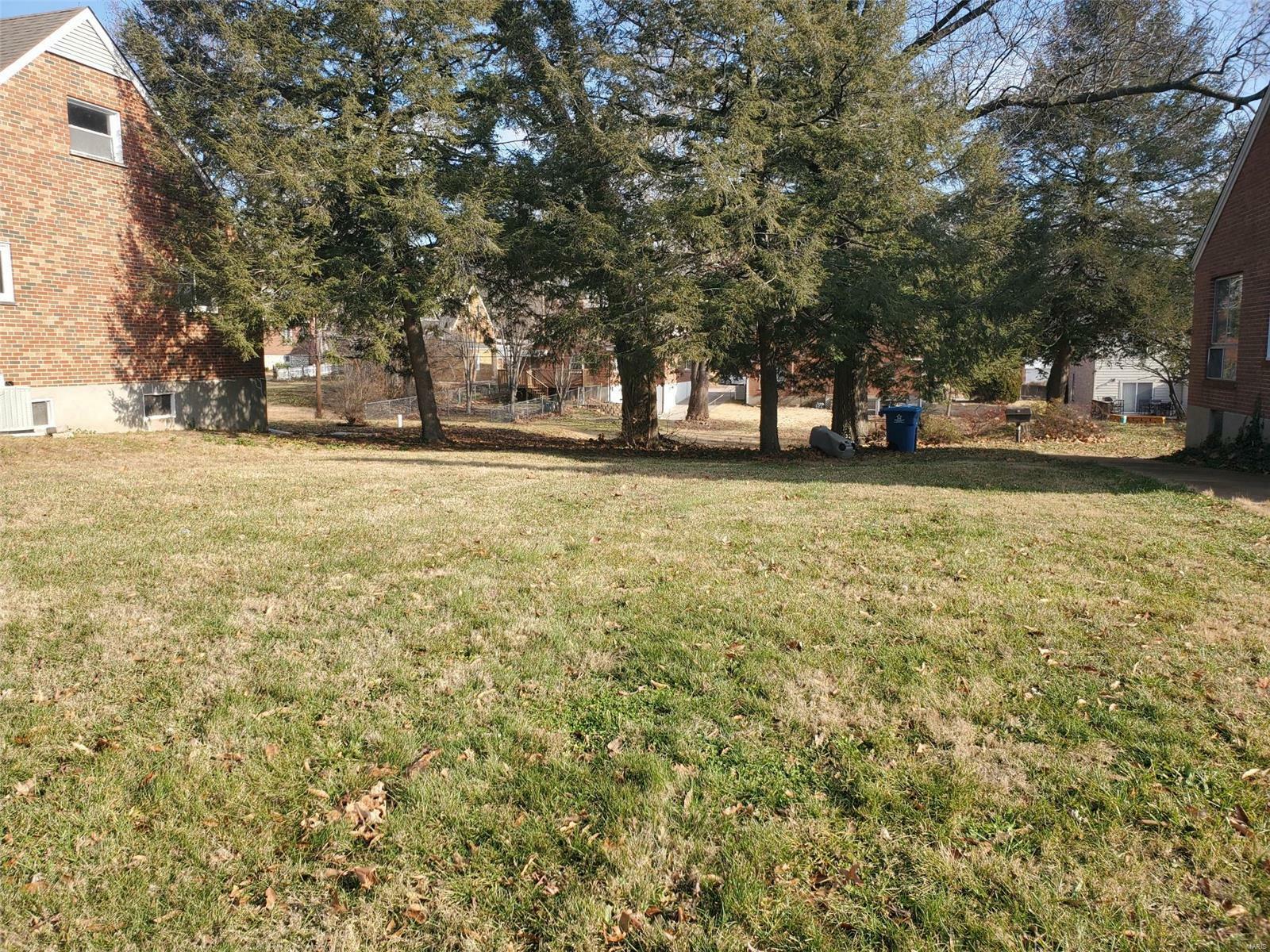 Property Photo:  2964 Andover Drive  MO 63121 