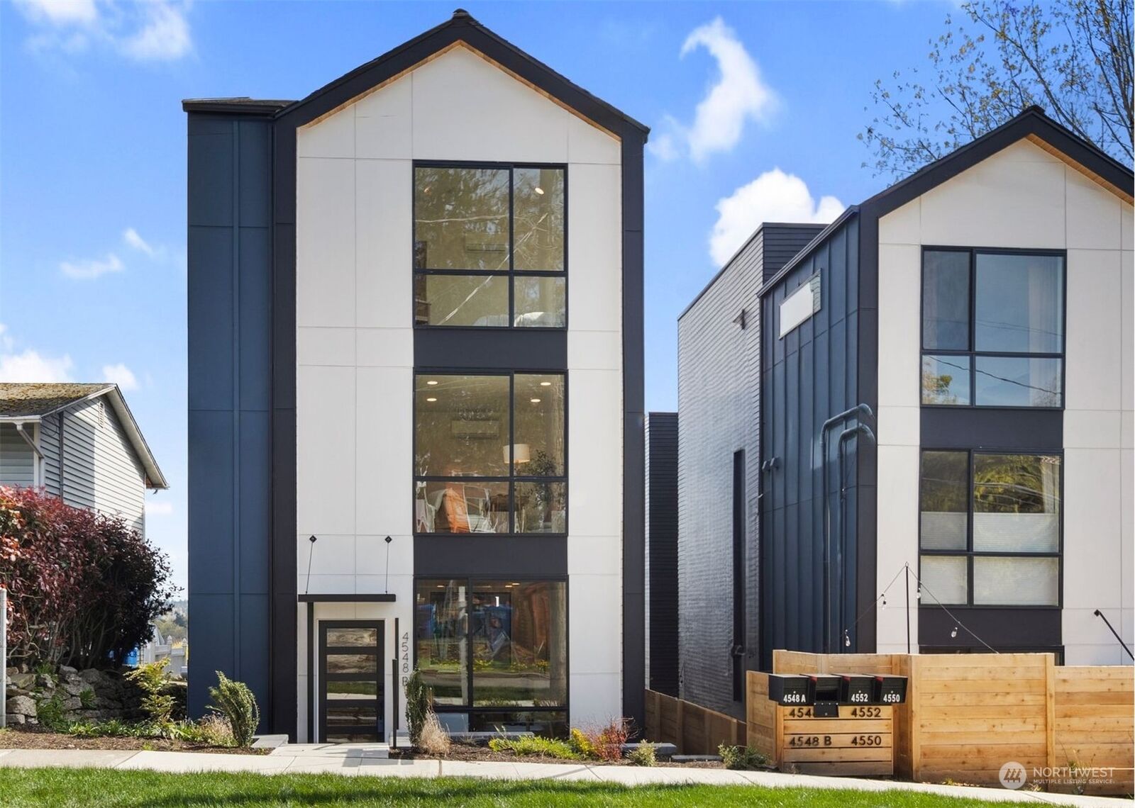 Property Photo:  4548 33rd Avenue S B  WA 98118 