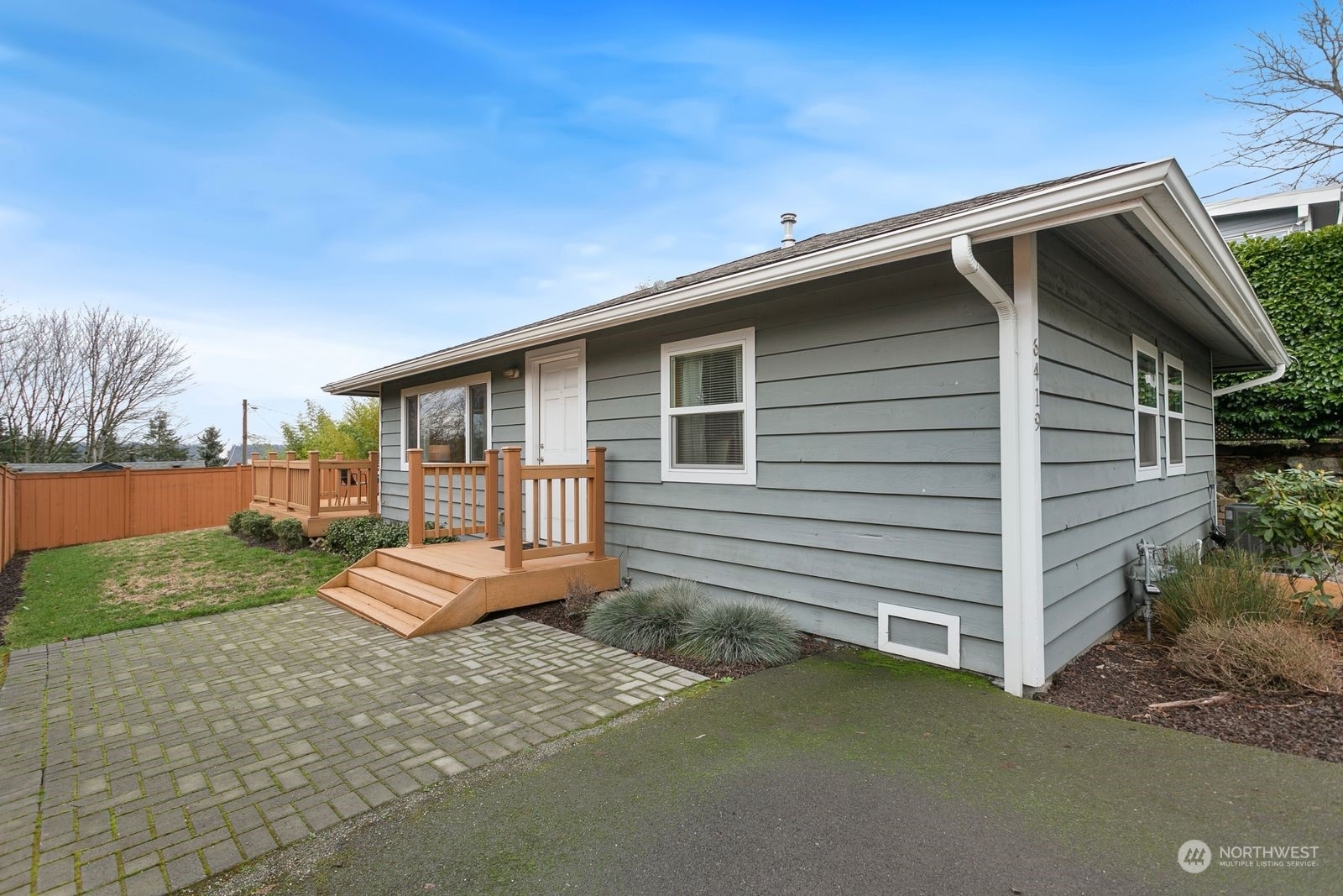 Property Photo:  6419 23rd Avenue S  WA 98108 