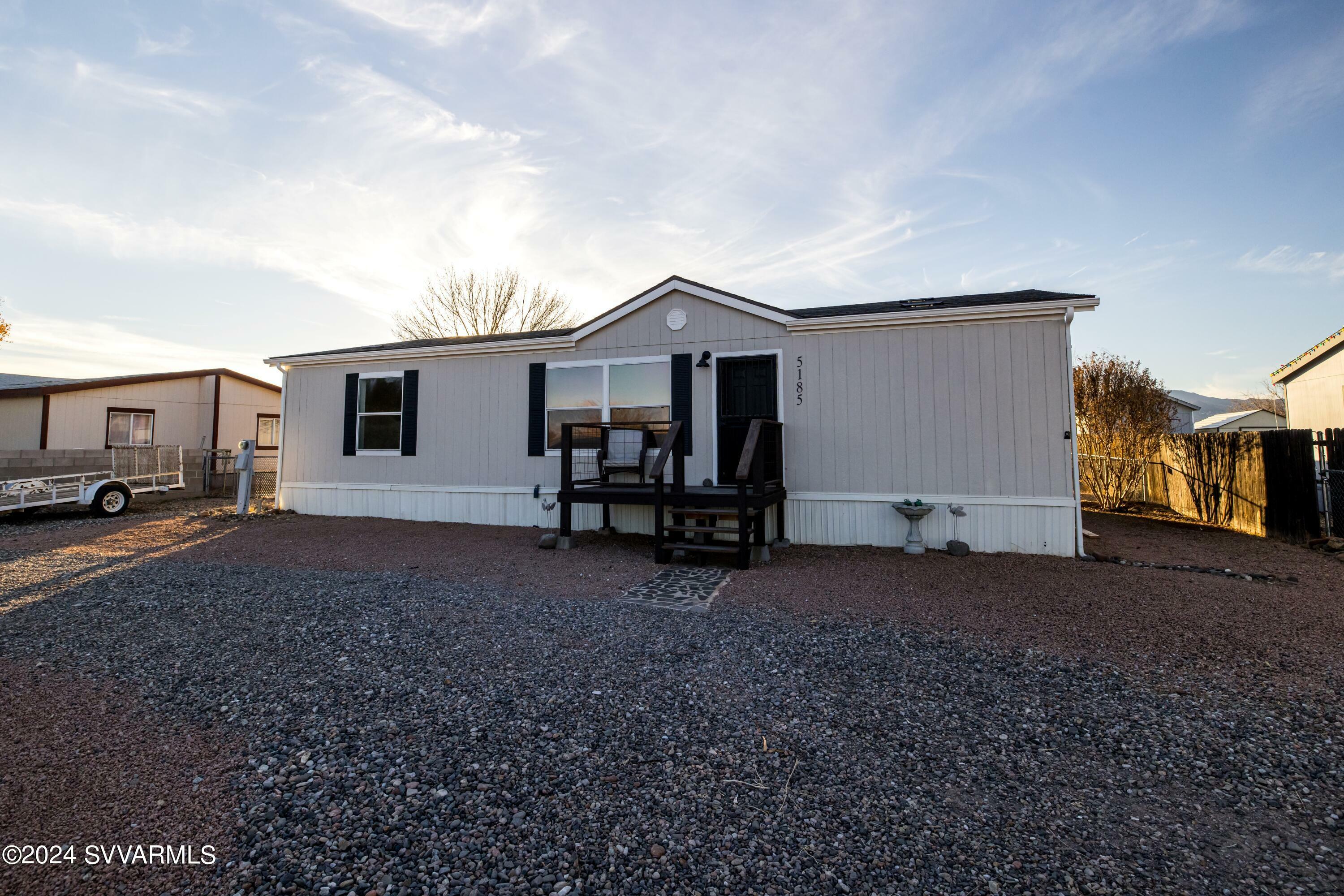 Property Photo: 5185 E Sapphire Circle AZ 86326