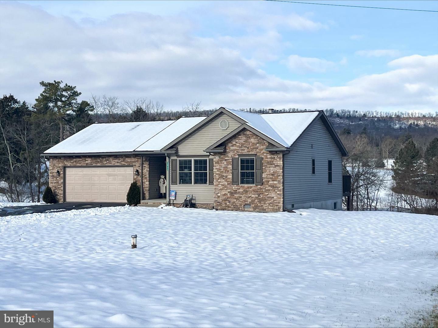 Property Photo:  1840 Wenksville Road  PA 17307 