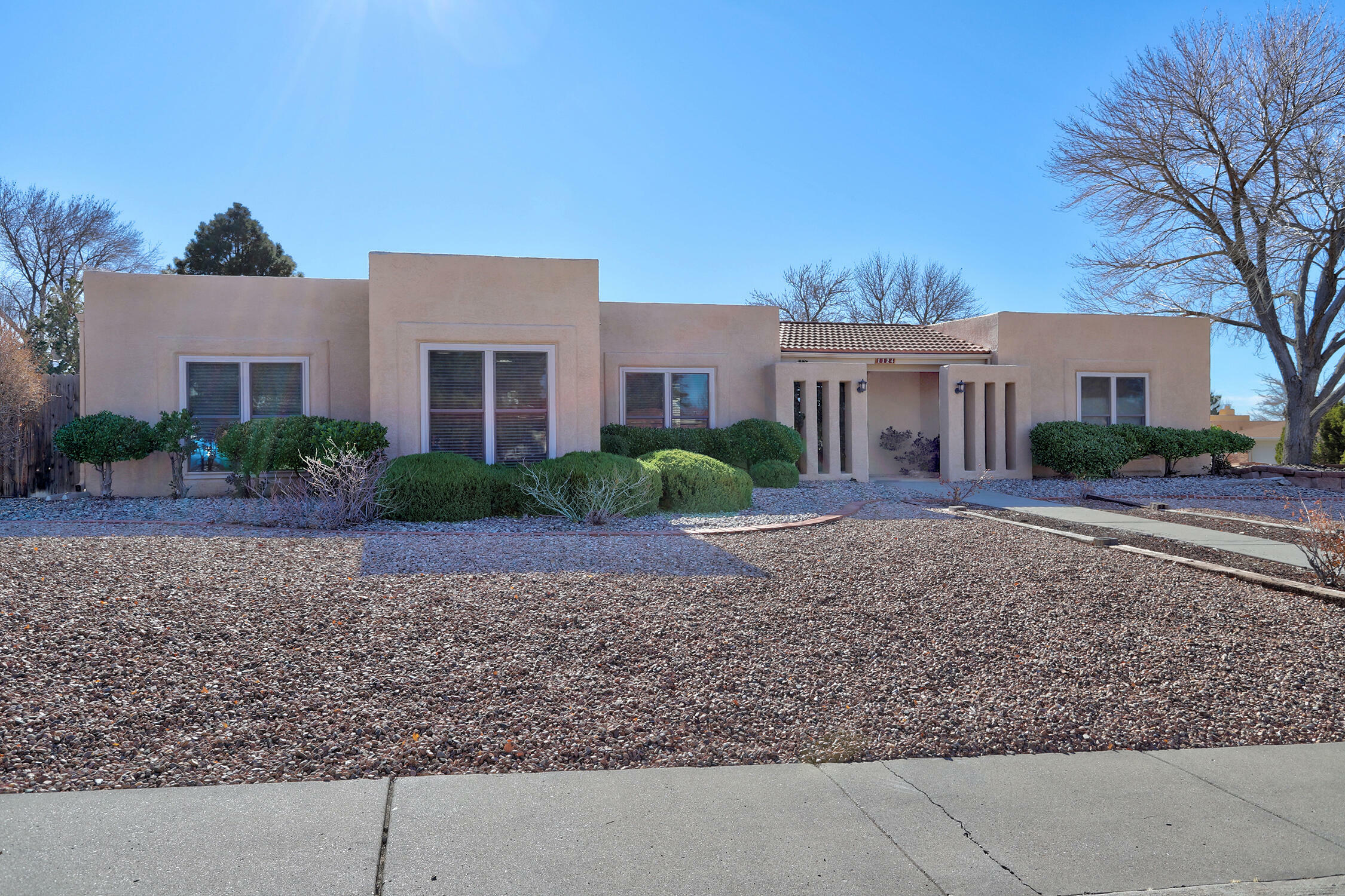 Property Photo:  1124 Castellano Court SE  NM 87123 