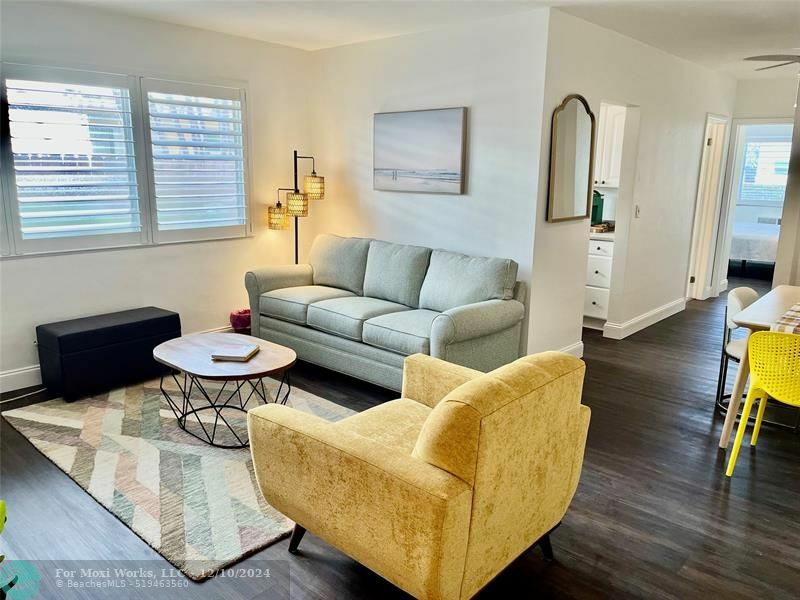 Property Photo:  700 Bayshore Dr 9  FL 33304 