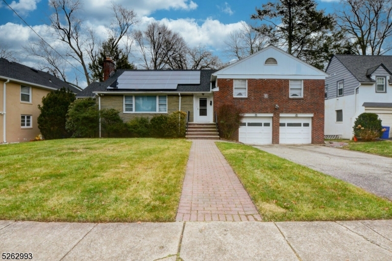 Property Photo:  6 Highland Pl  NJ 07052 