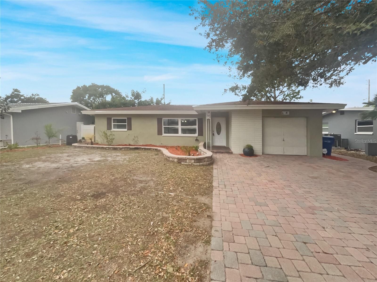 Property Photo:  1449 Regina Drive W  FL 33770 