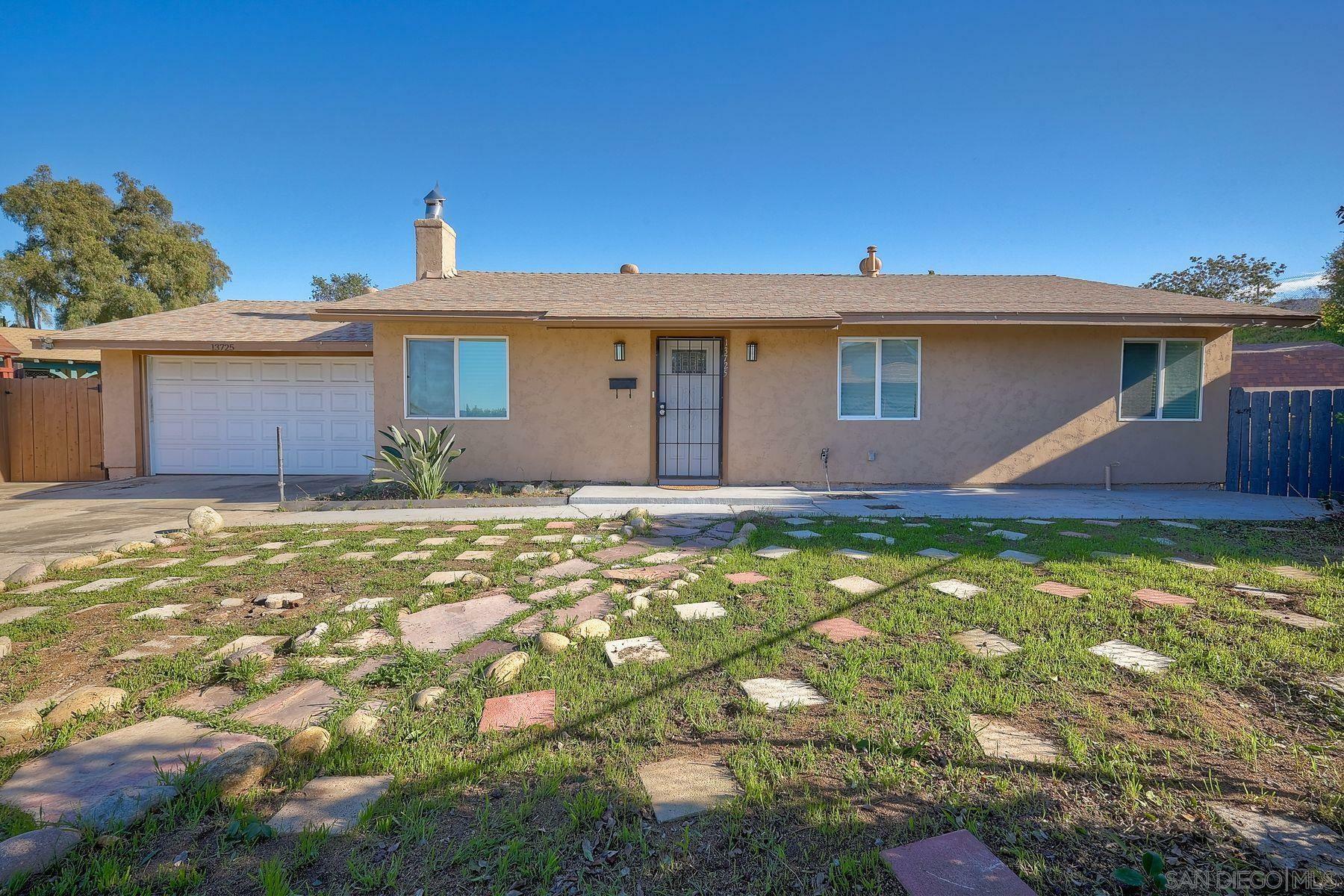 Property Photo:  13725 Camino Susana  CA 92021 