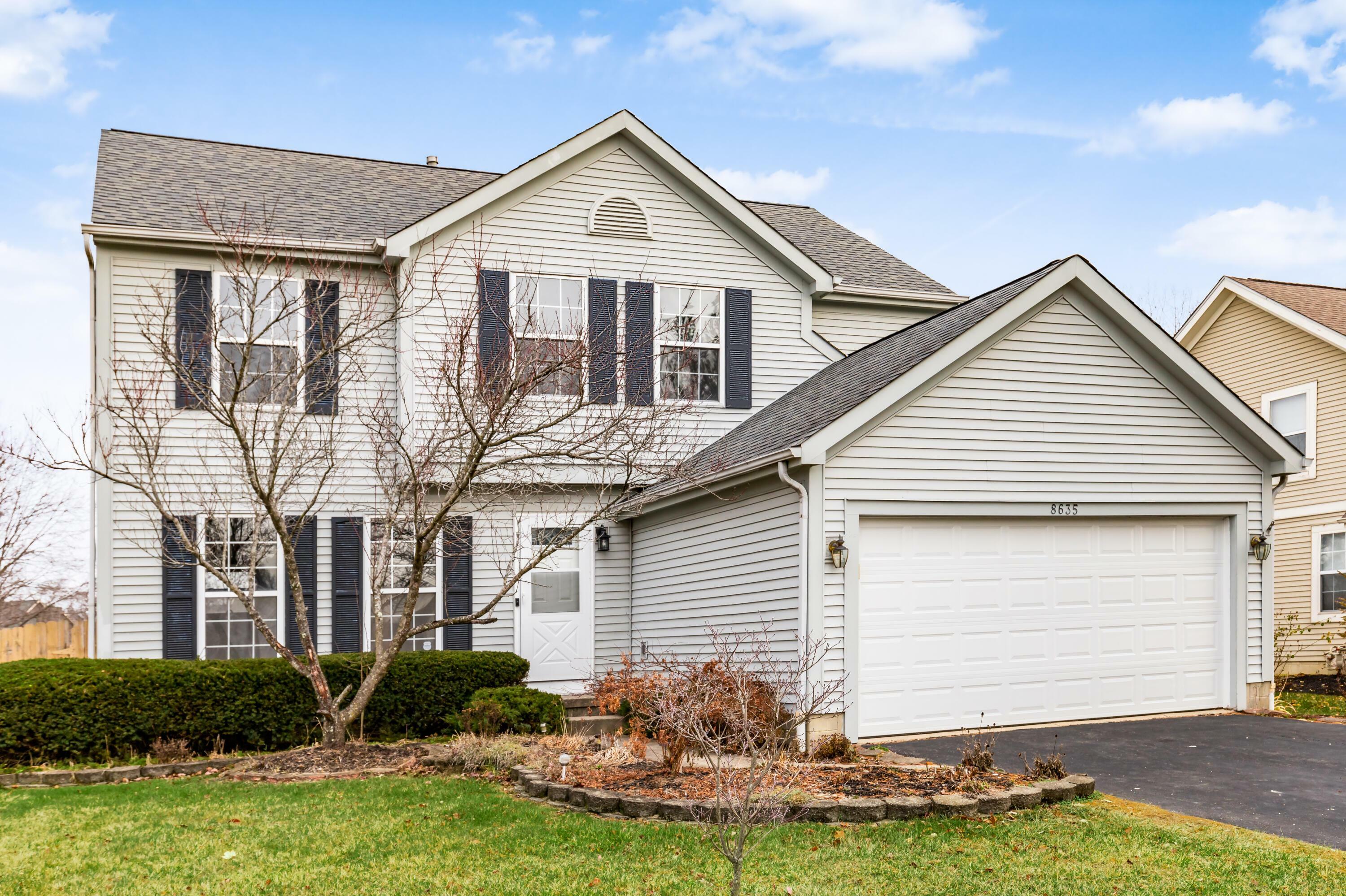 Property Photo: 8635 Oak Creek Drive OH 43035