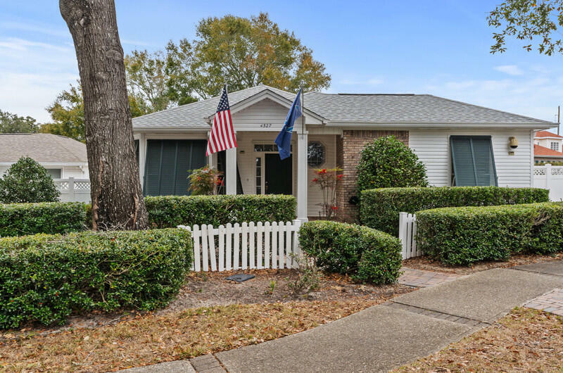 Property Photo:  4327 American Poets Drive  FL 32578 