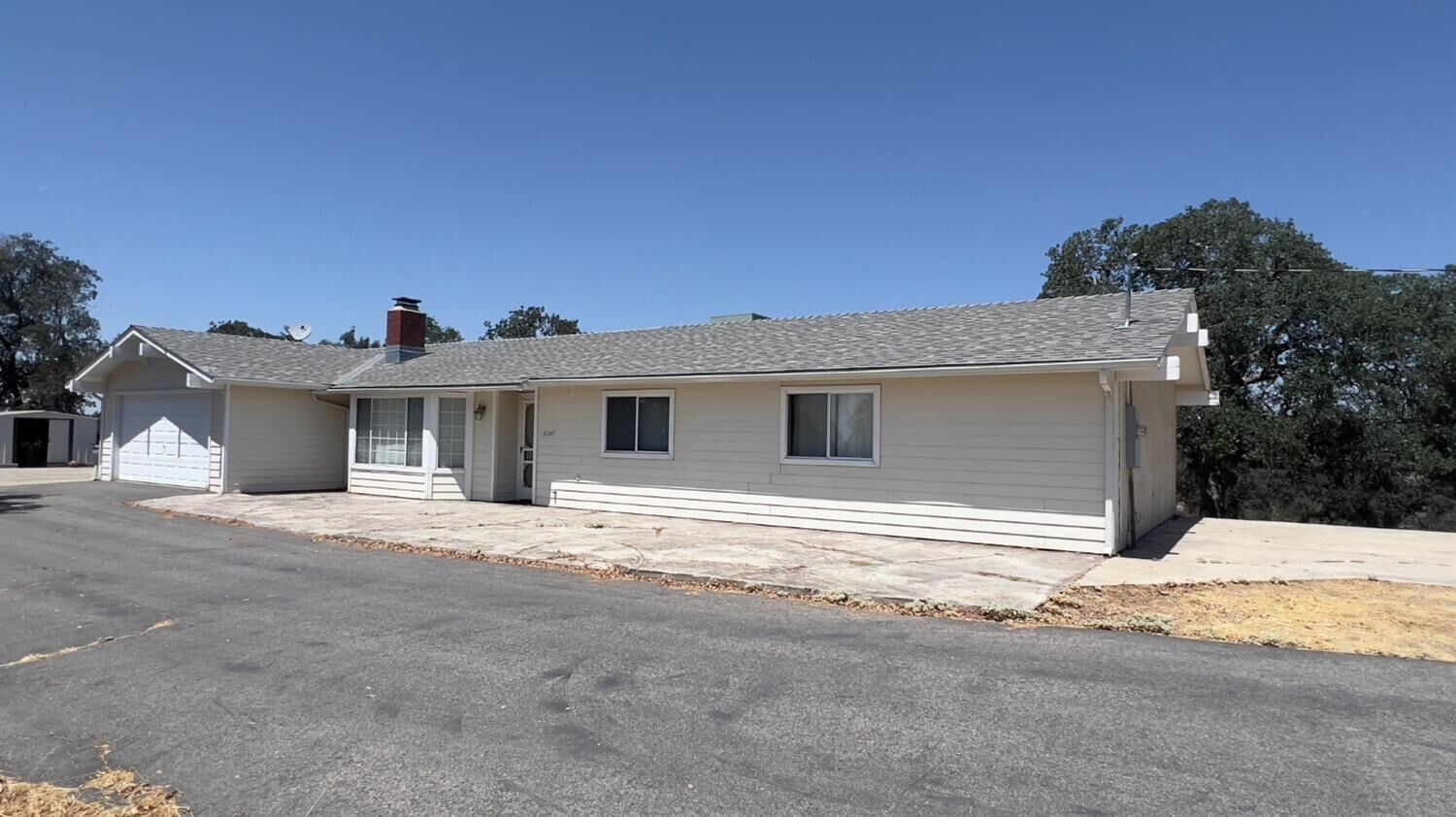 Property Photo:  31347 N Dome Drive  CA 93614 
