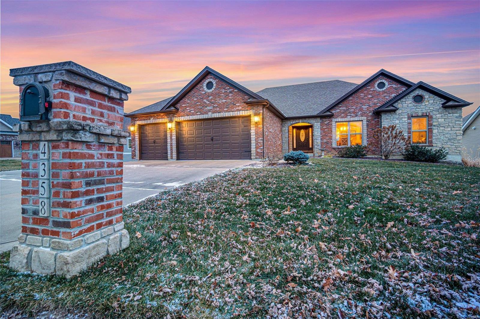 Property Photo:  4358 Hineman Drive  MO 63301 