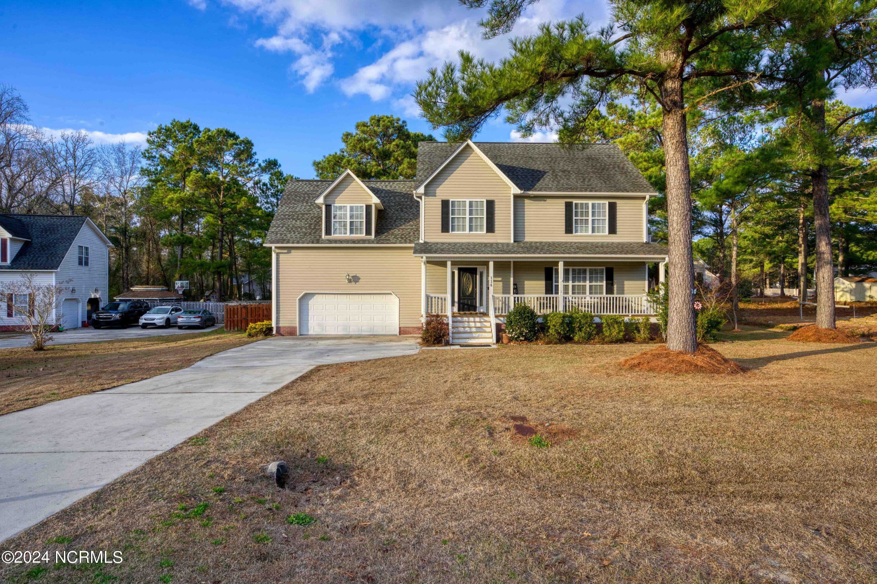 Property Photo:  114 Creeks Edge Drive  NC 28460 