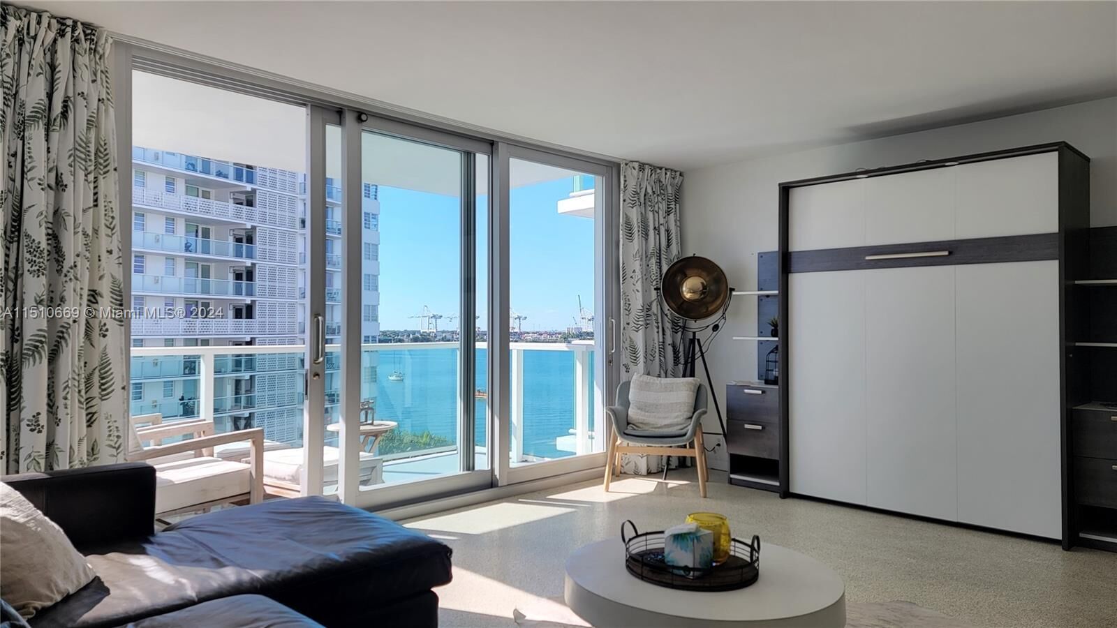 Property Photo:  1000 West Ave 729  FL 33139 