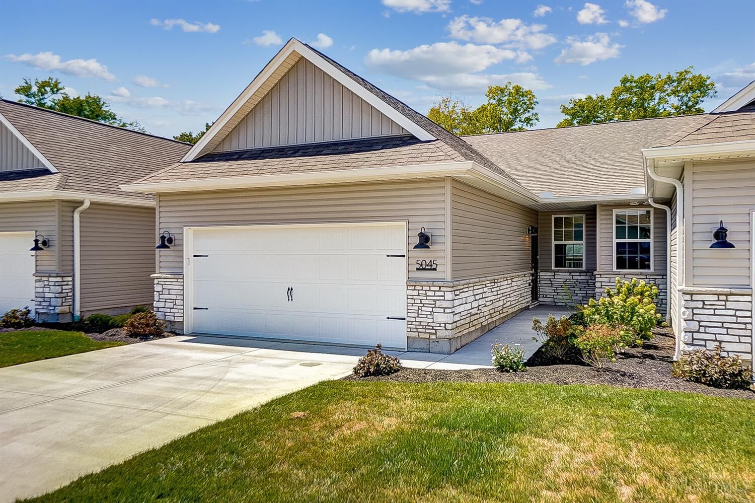 Property Photo:  5045 Garden Grove Lane  OH 45238 