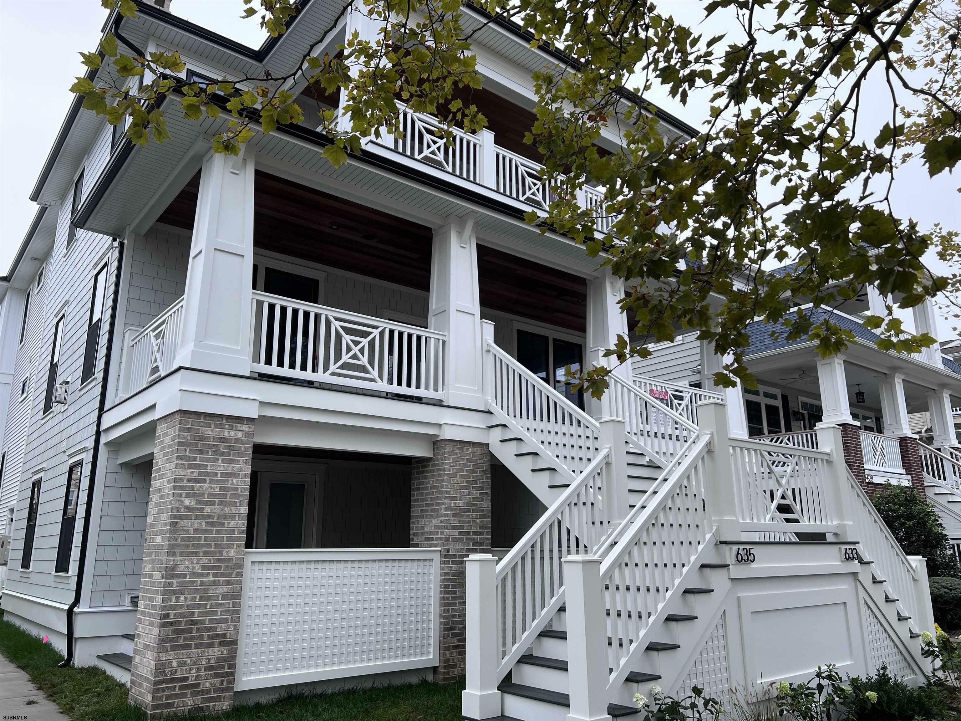 Property Photo: 633 Ocean Ave 1st Floor NJ 08226