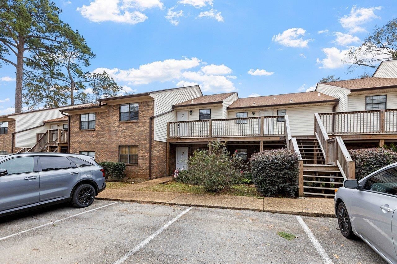 Property Photo:  1108 Greentree Court J  FL 32304 