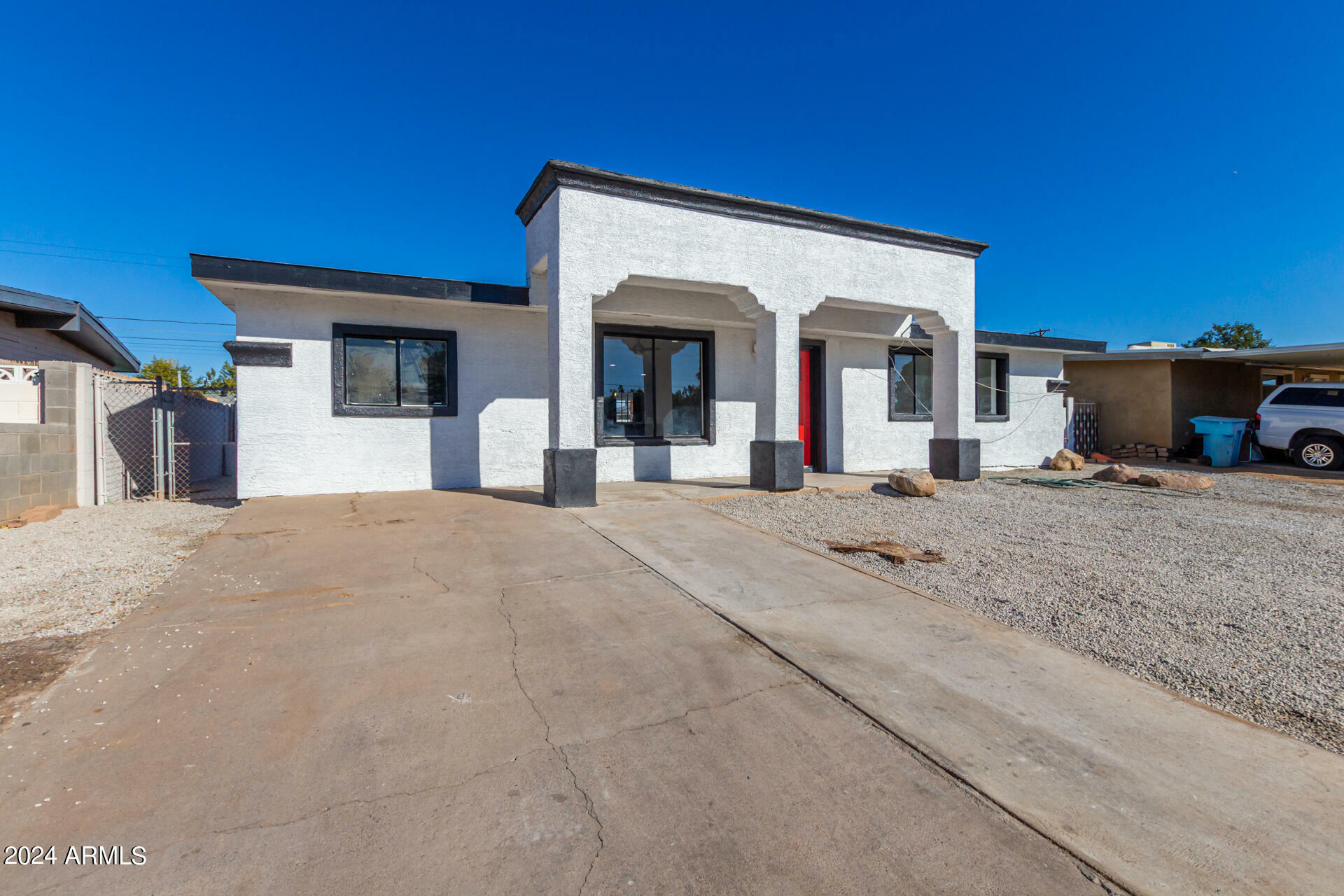 Property Photo:  4924 W Highland Avenue  AZ 85031 