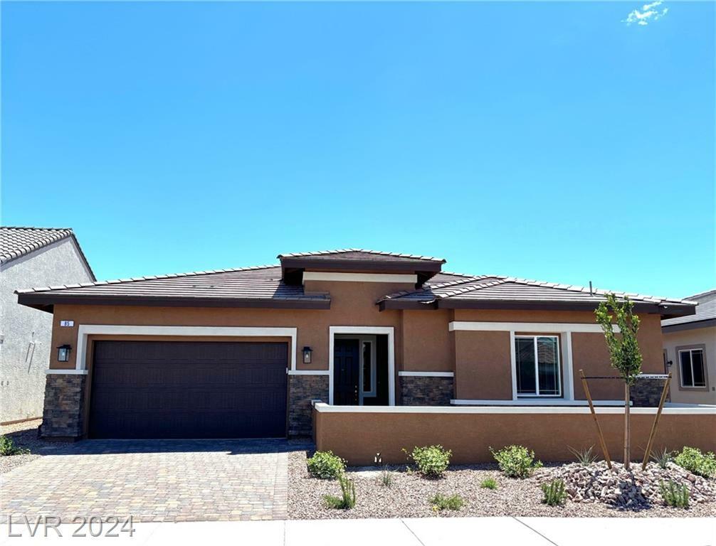 Property Photo: 85 Cadence Crest Avenue NV 89011
