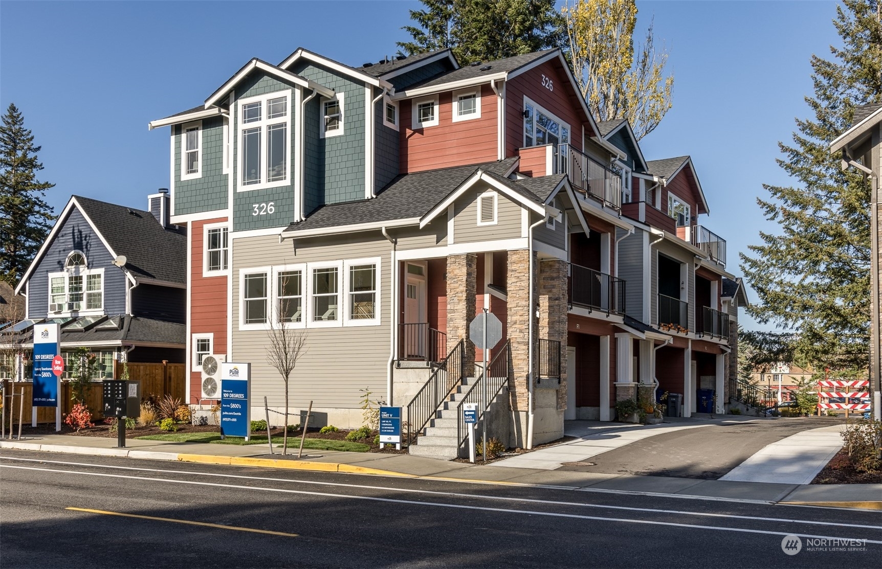 Property Photo:  331 E Park Street S A1  WA 98045 