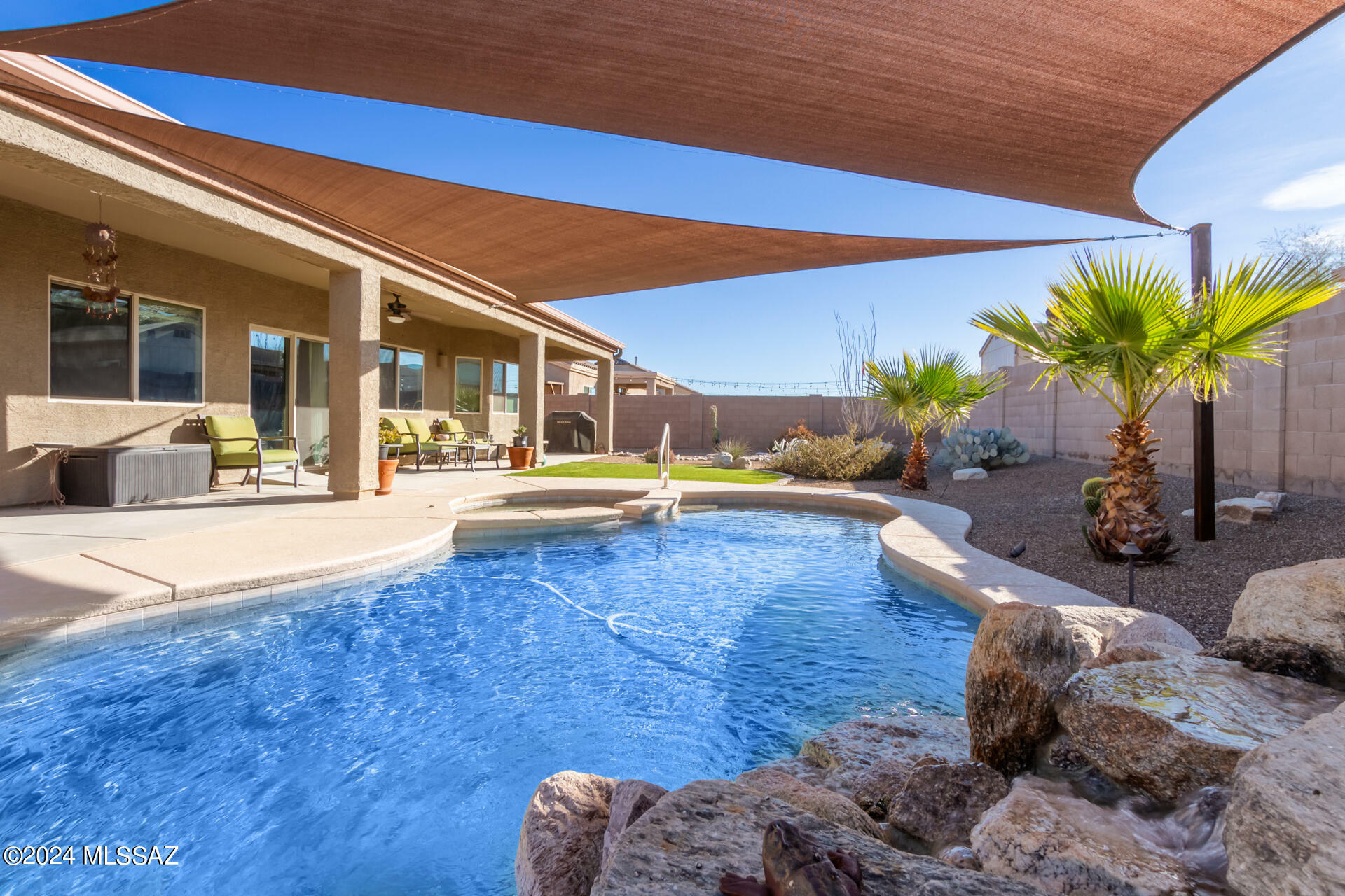 Property Photo:  7949 W Imperial Eagle Court  AZ 85757 