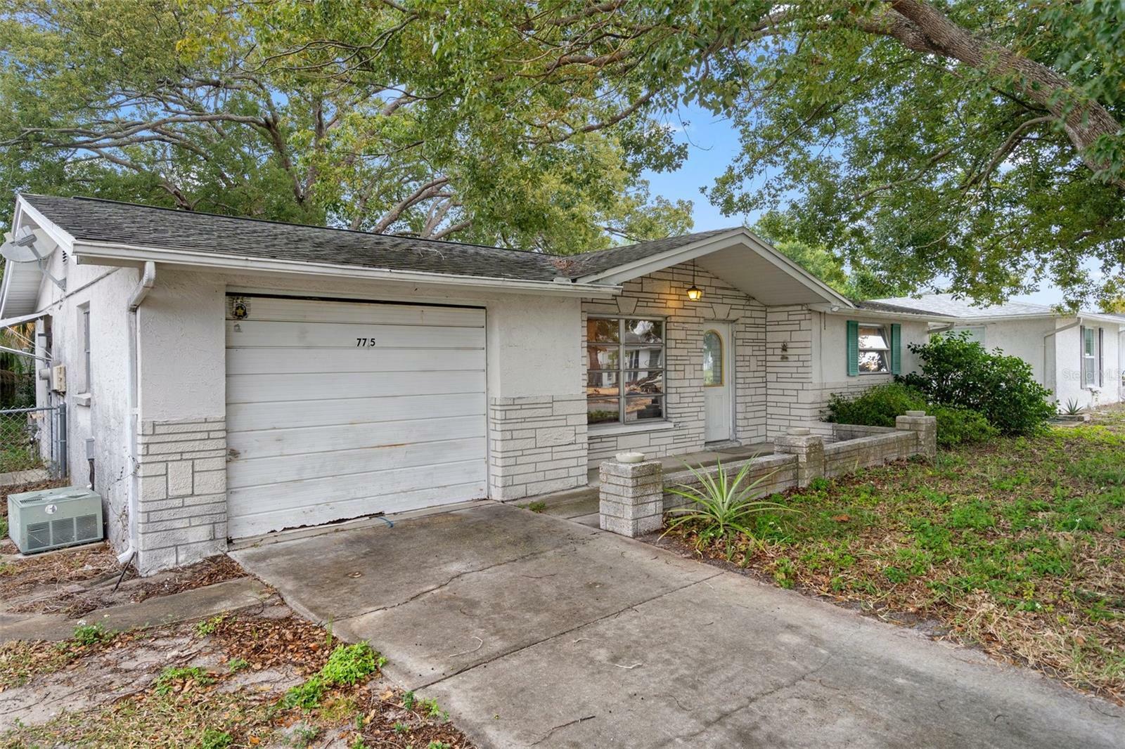 Property Photo:  7715 Tyson Drive  FL 34668 