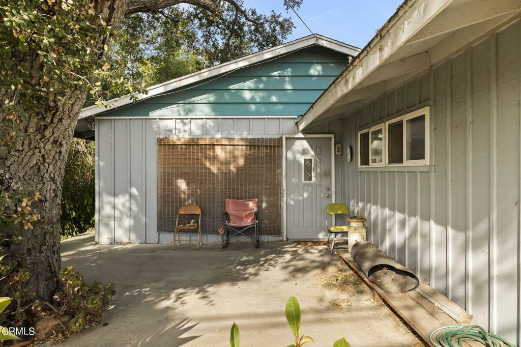 Property Photo:  109 E Oak View Avenue  CA 93022 