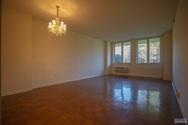 Property Photo:  10 Smith Manor Boulevard 105  NJ 07052 