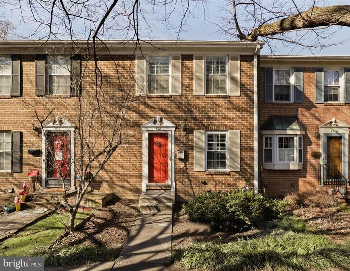 508 S Henry Street  Alexandria VA 22314 photo