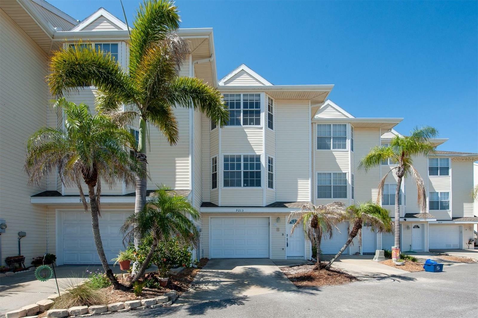 Property Photo:  9213 Captiva Circle  FL 33706 