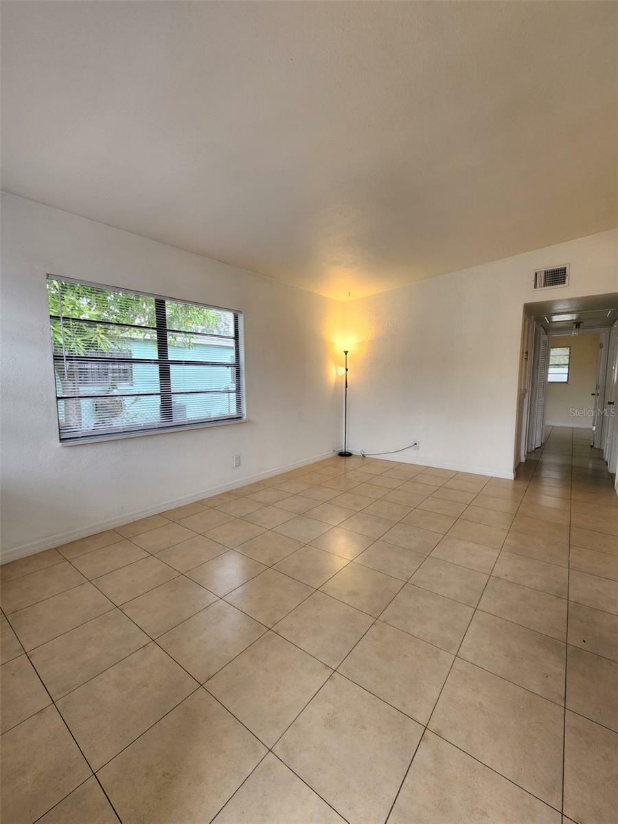 Property Photo:  6205 Blossom Avenue  FL 33614 