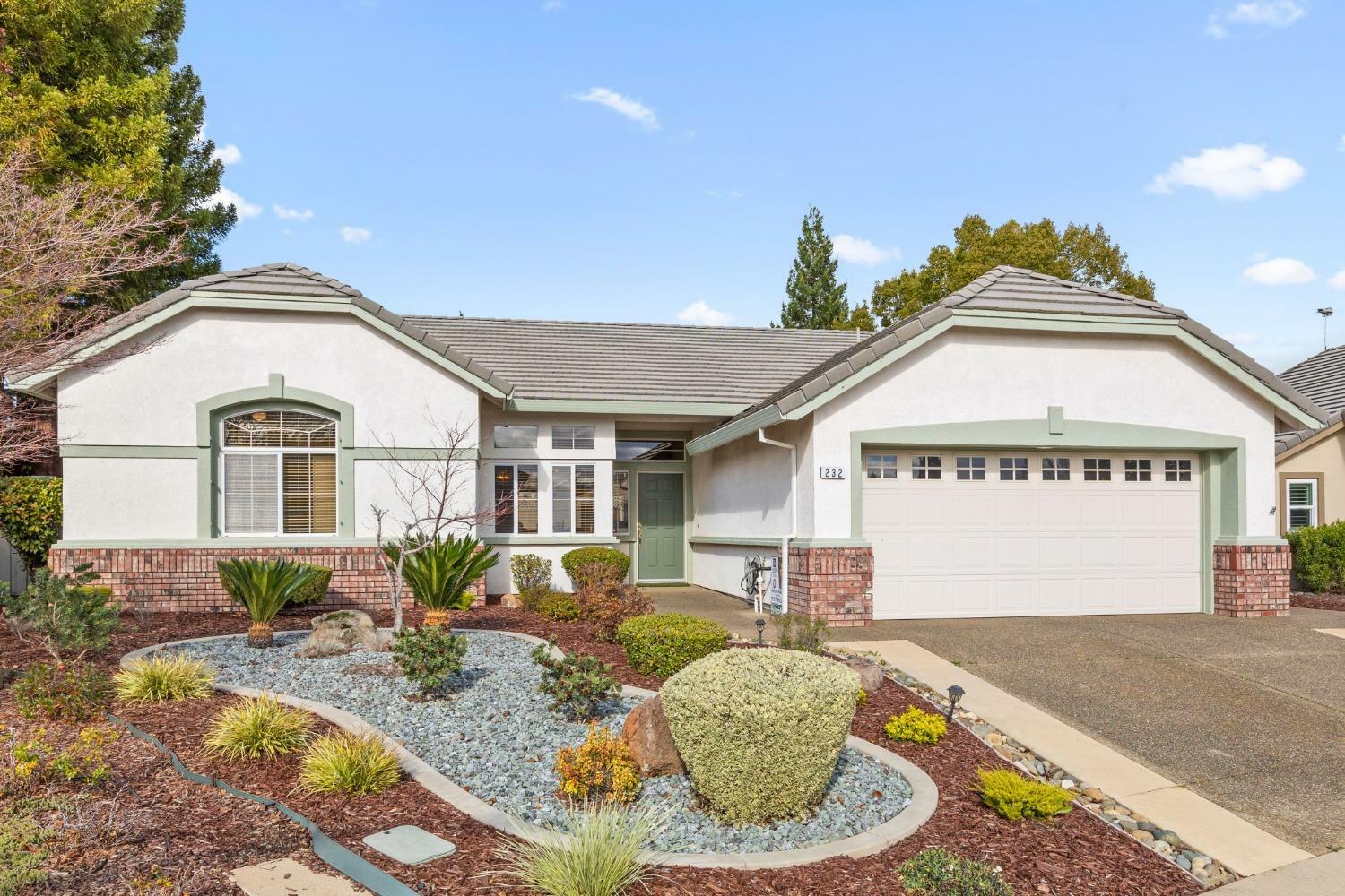 Property Photo:  232 Saddlebag Court  CA 95747 