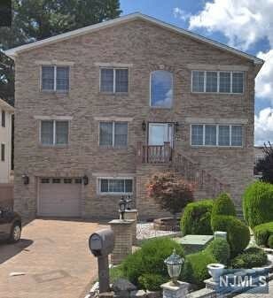 Property Photo:  44 Willow Wood Court 2  NJ 07073 