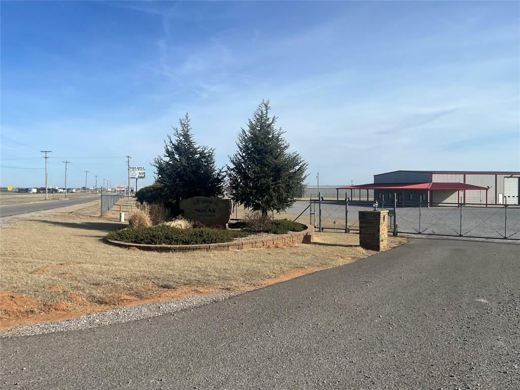 Property Photo:  5500 S Frontage Road  OK 73096 