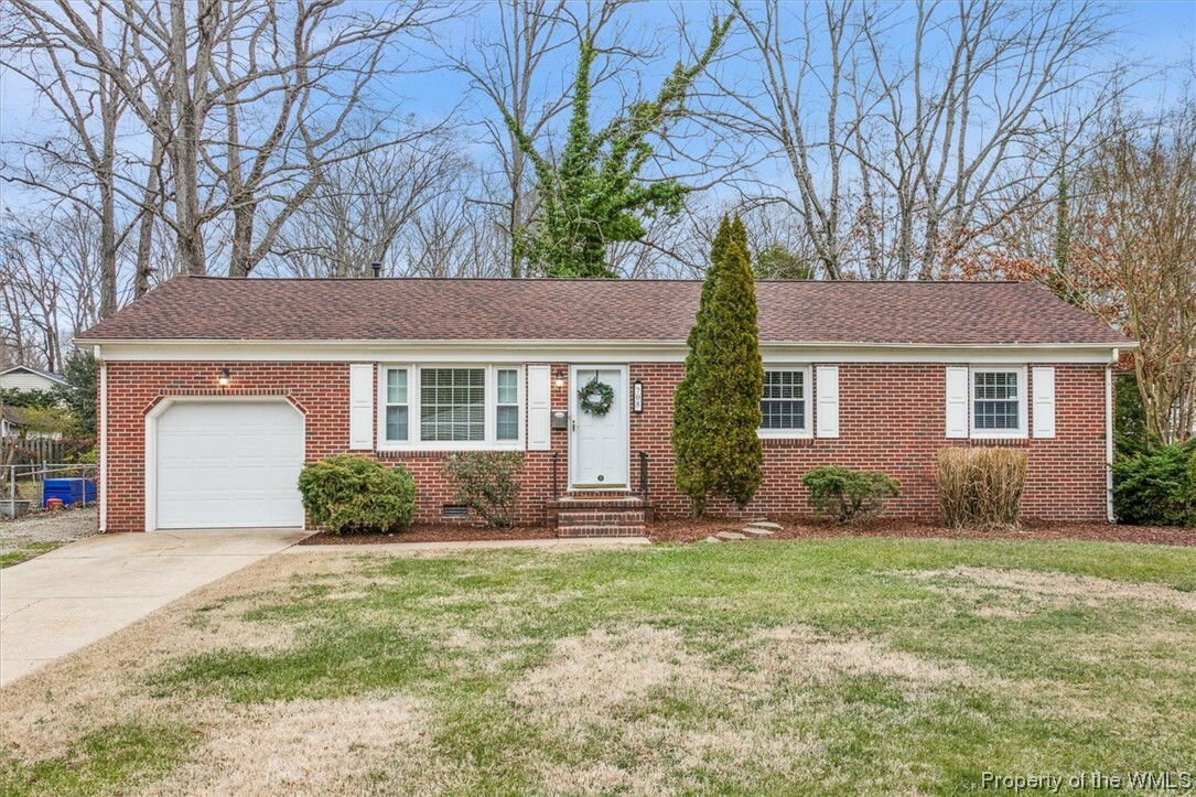 Property Photo:  708 Arrowhead Drive  VA 23601 