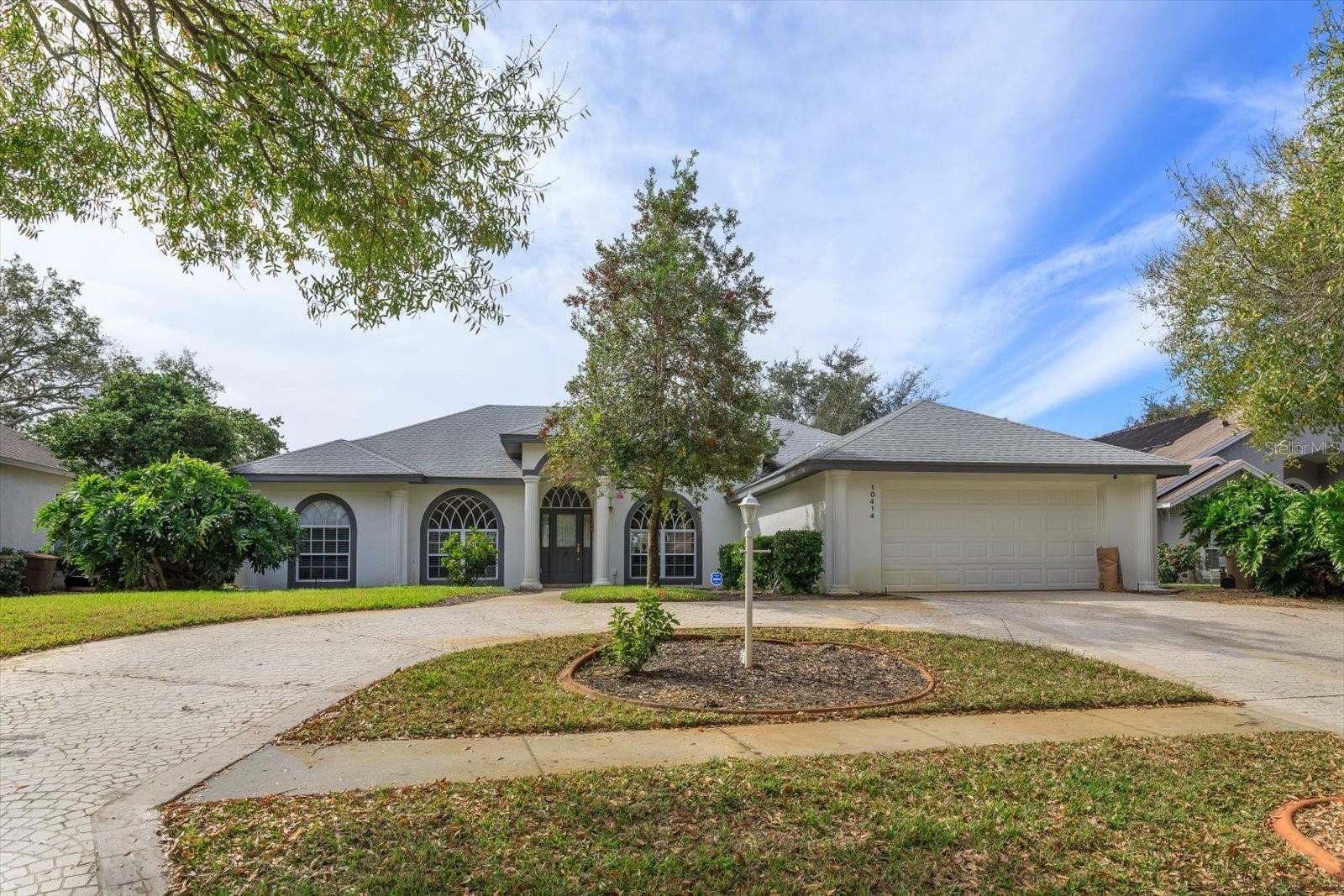 Property Photo:  10414 Smokerise Lane  FL 34711 